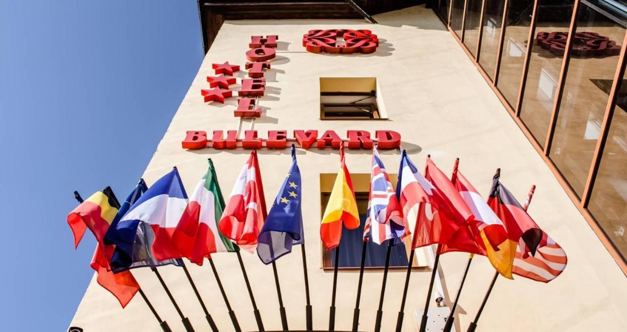 Hotel Bulevard Fagaras Ngoại thất bức ảnh