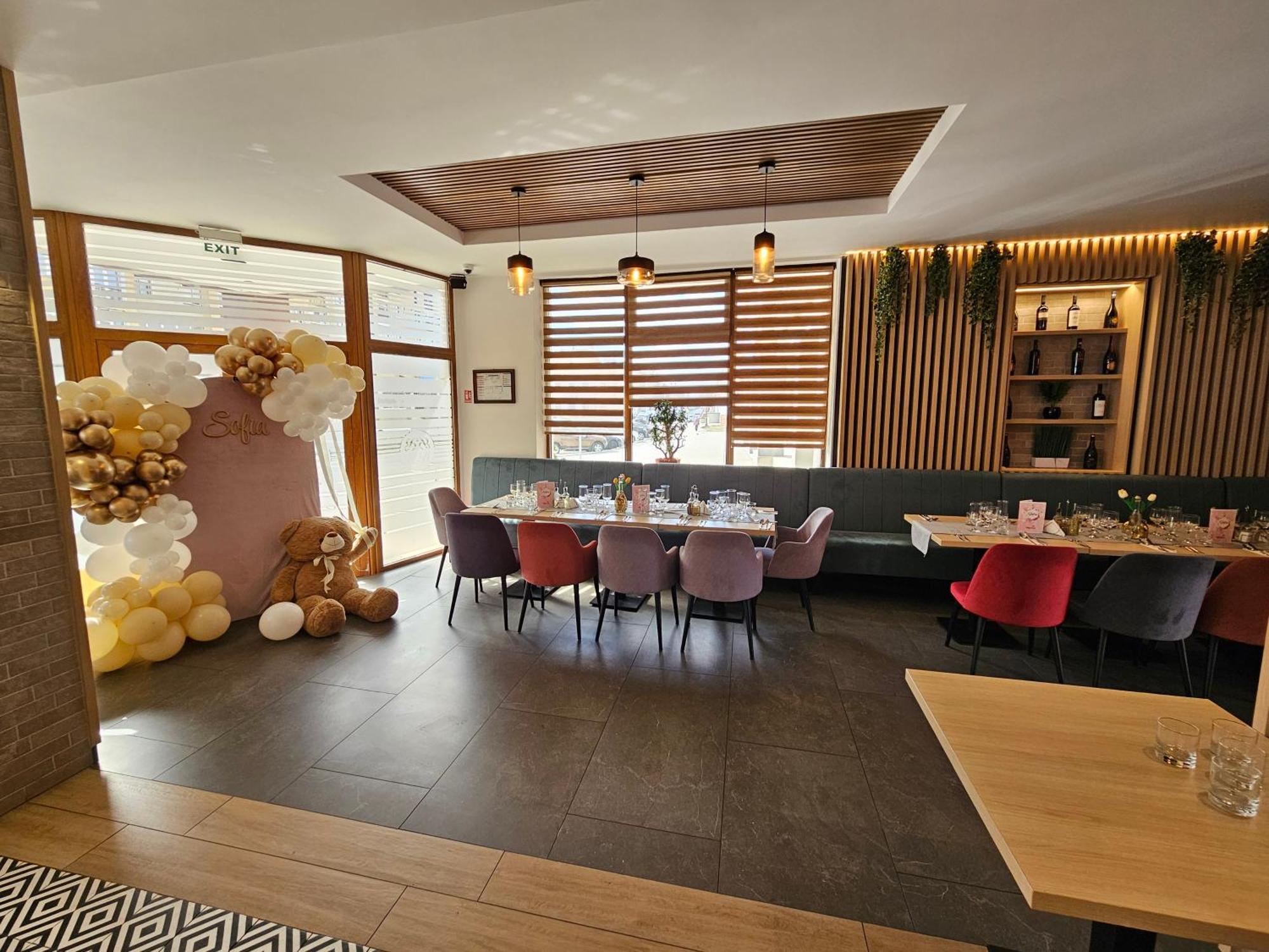 Hotel Bulevard Fagaras Ngoại thất bức ảnh